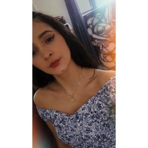 Meet your Posher, Kathia